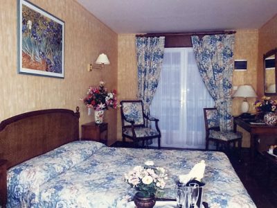 hotel-treport-Chambre-standard-patio-1